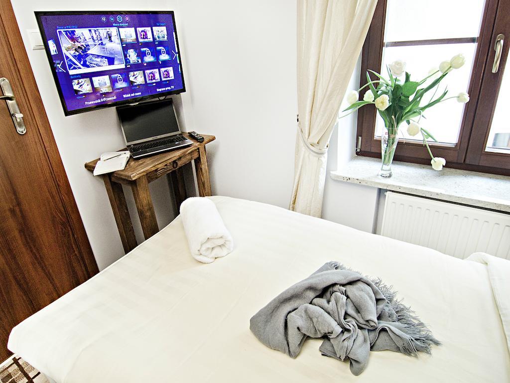 Five Stars Bed&Breakfast Wroclaw Bilik gambar