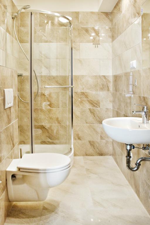 Five Stars Bed&Breakfast Wroclaw Bilik gambar