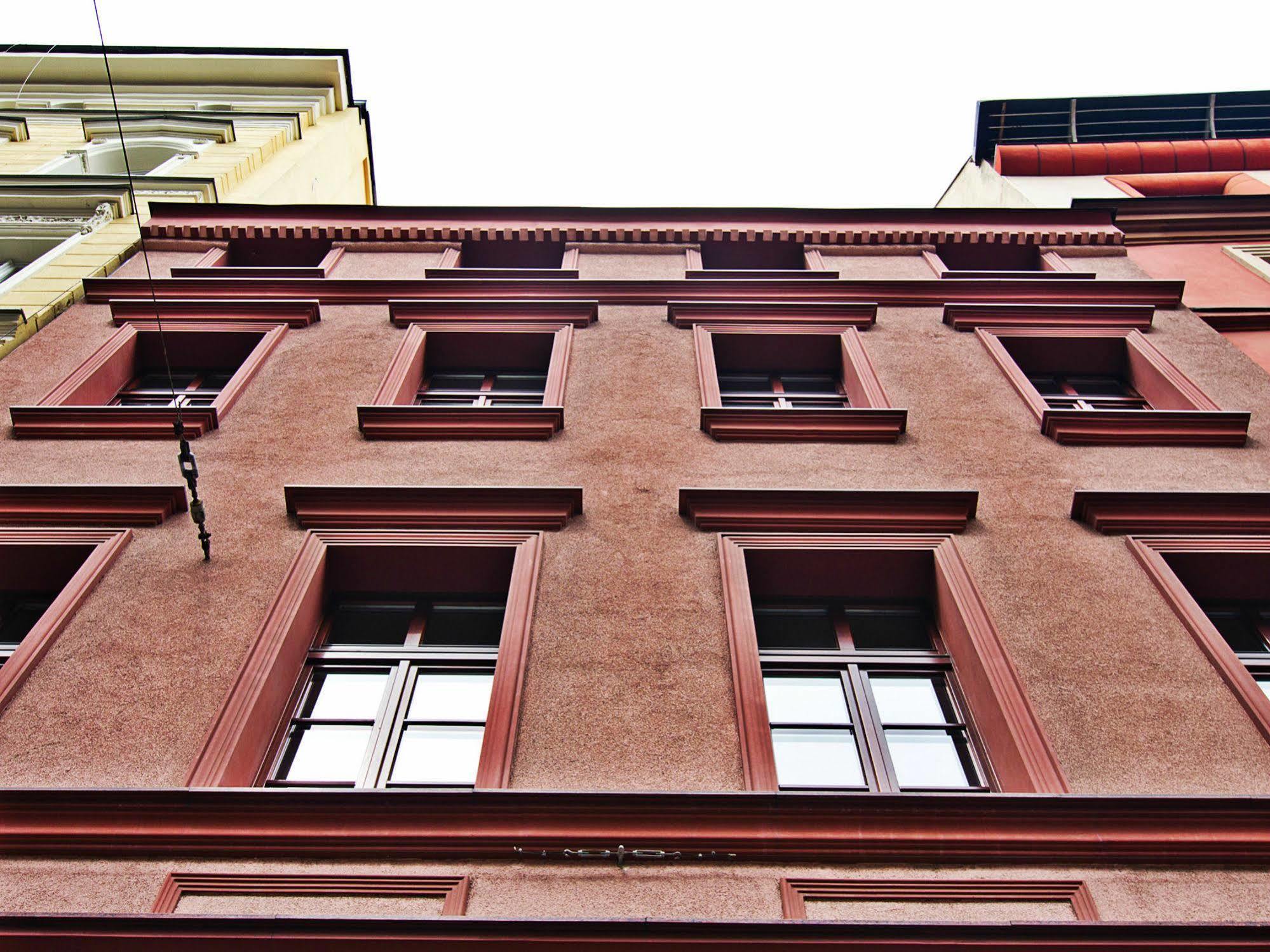 Five Stars Bed&Breakfast Wroclaw Luaran gambar