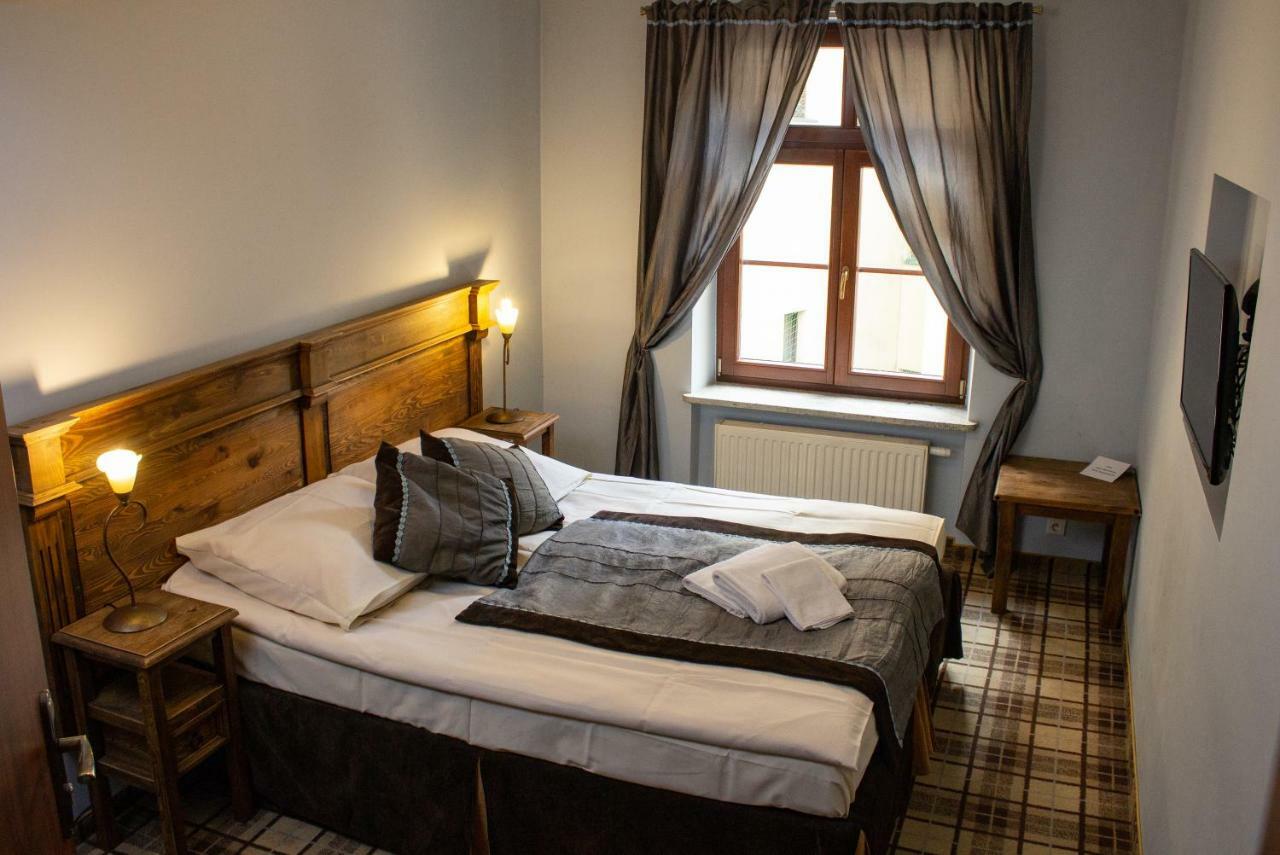 Five Stars Bed&Breakfast Wroclaw Luaran gambar