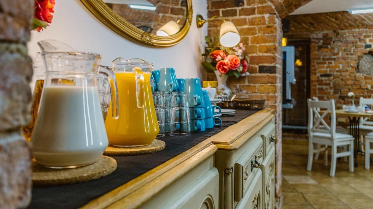 Five Stars Bed&Breakfast Wroclaw Luaran gambar